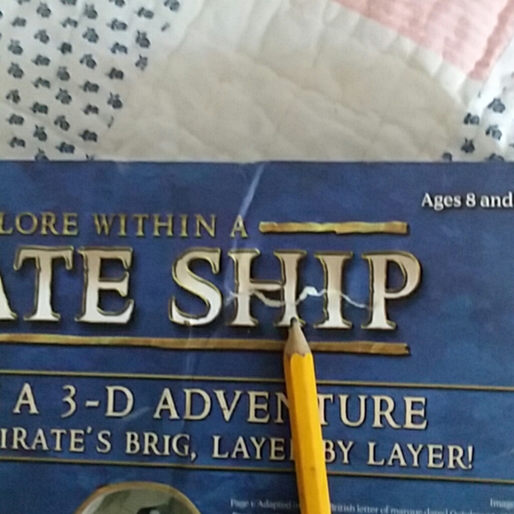 3-d pirate ship book - Picture 8 of 8